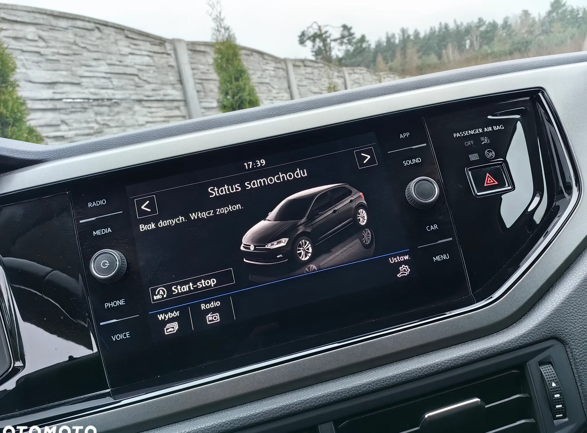 Volkswagen Polo cena 32900 przebieg: 112000, rok produkcji 2018 z Dąbrowa Górnicza małe 742